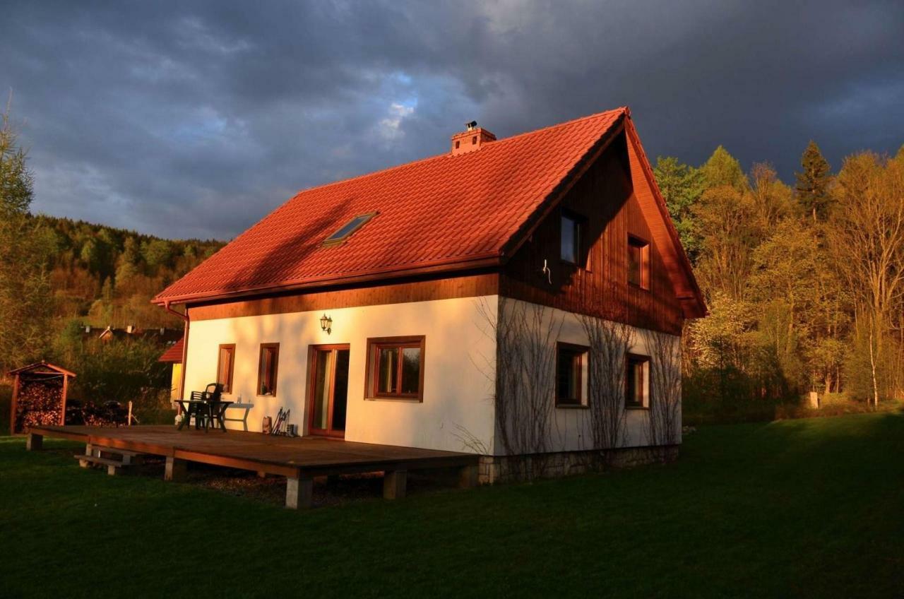 Dom Na Pstraznicy Villa Kudowa-Zdrój Buitenkant foto