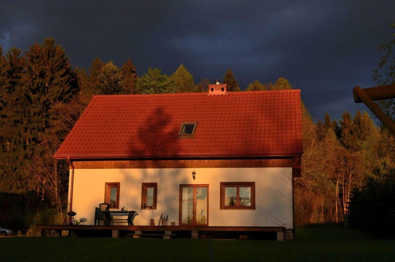 Dom Na Pstraznicy Villa Kudowa-Zdrój Buitenkant foto